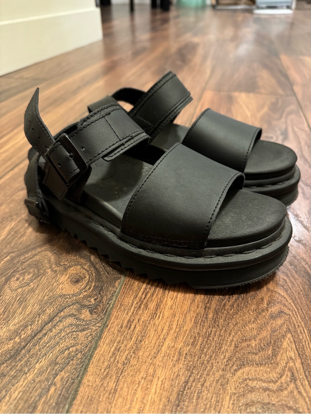 Dr. Martens Women’s Blaire Sandals in Black Leather - Size 6